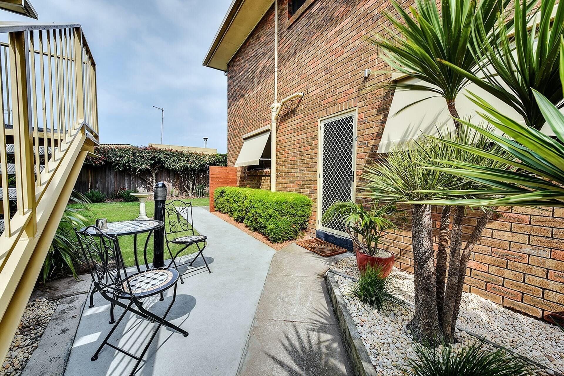 Allambi Holiday Apartments Lakes Entrance Exterior photo