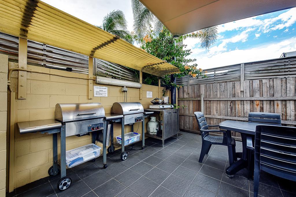 Allambi Holiday Apartments Lakes Entrance Exterior photo