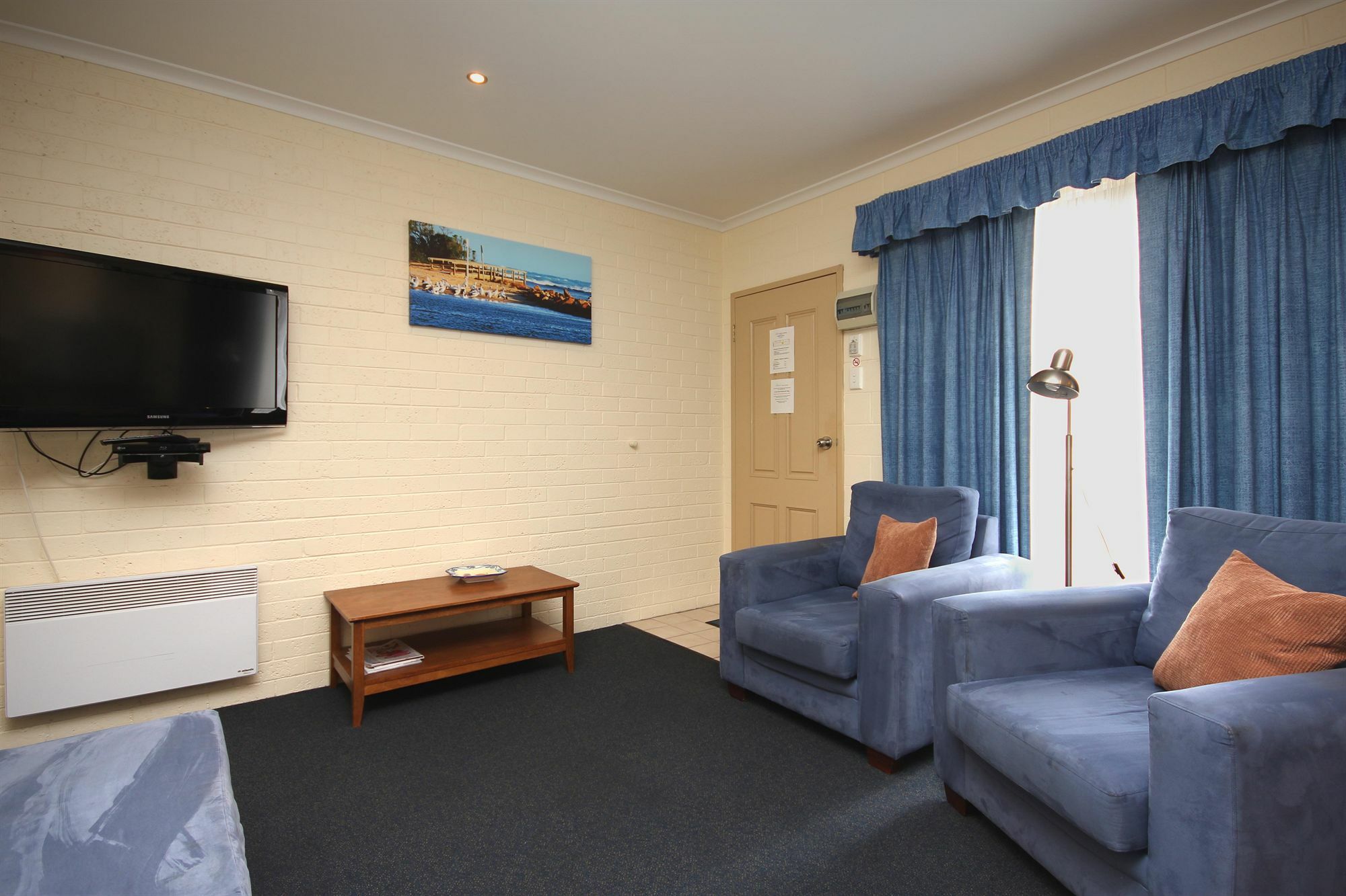 Allambi Holiday Apartments Lakes Entrance Exterior photo