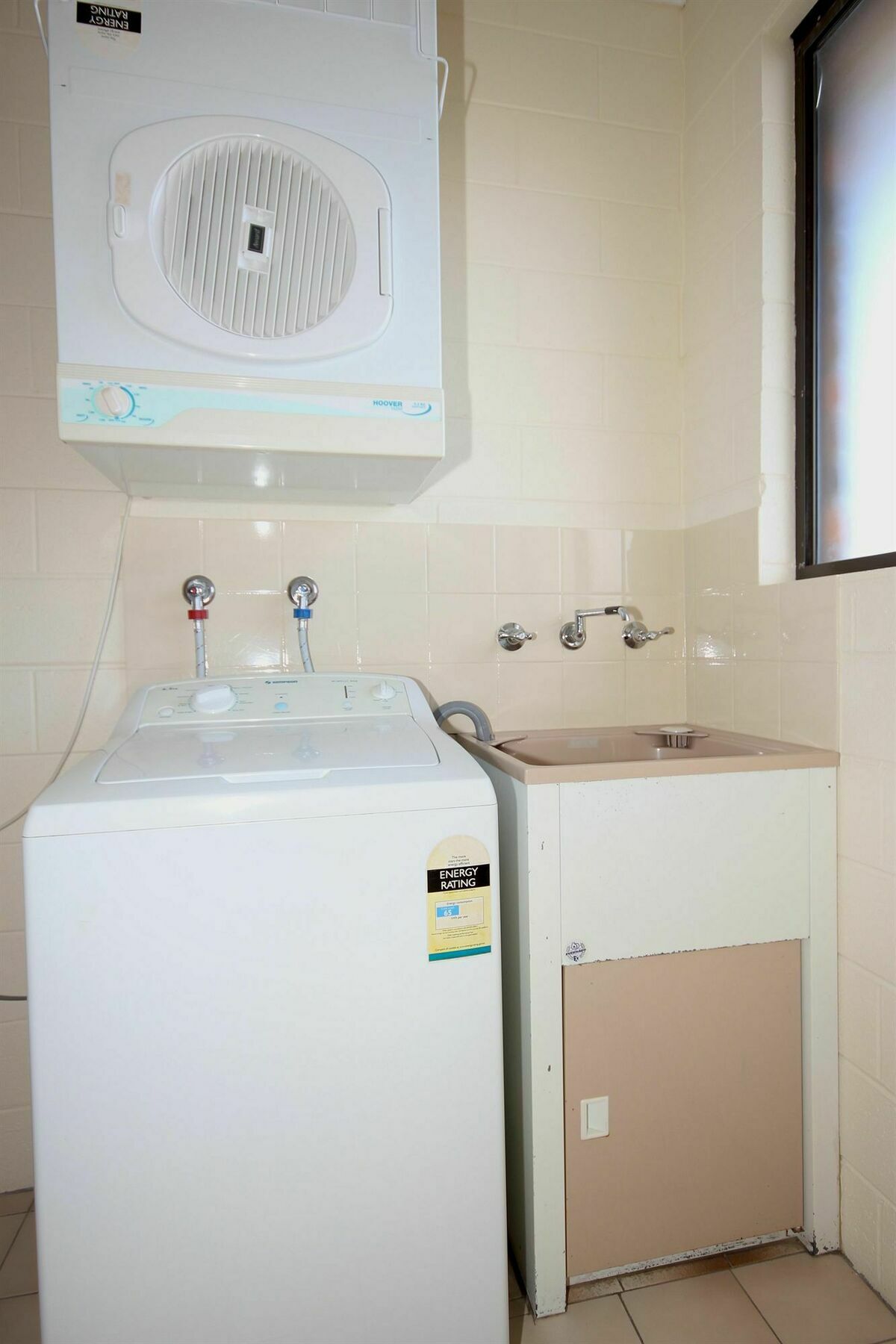 Allambi Holiday Apartments Lakes Entrance Exterior photo