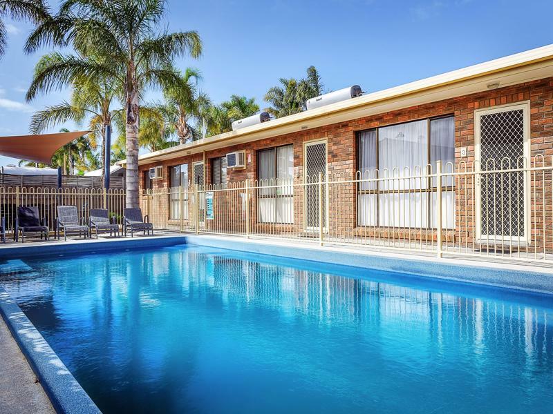 Allambi Holiday Apartments Lakes Entrance Exterior photo